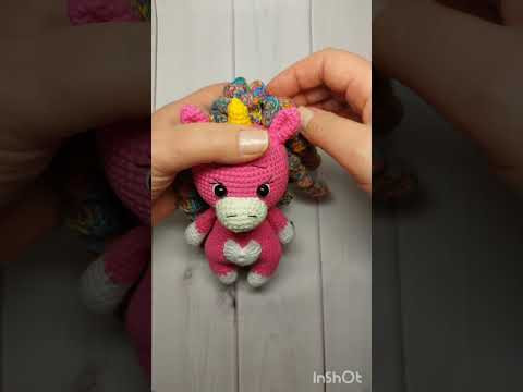 Готова ВЕЛИКОЛЕПНАЯ ярко розовая единорожка крючком✨️ Ссылка на статью с историей рождения игрушек⬇️ Готова ВЕЛИКОЛЕПНАЯ ярко розовая единорожка крючком✨️ Ссылка на статью с историей рождения игрушек⬇️