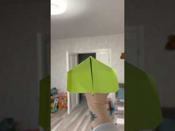 Epic Paper Airplane Flight Test &ndash; 270 Feet Indoors! My Bedroom Not Long Enough for Record