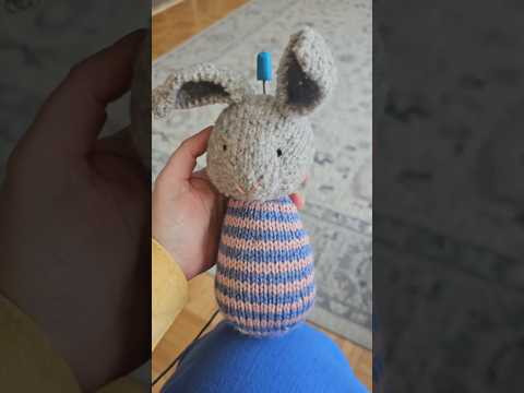 Распустила шапку и связала ИГРУШКУ! #knitting #вязаныеигрушки #амигуруми Распустила шапку и связала ИГРУШКУ! #knitting #вязаныеигрушки #амигуруми