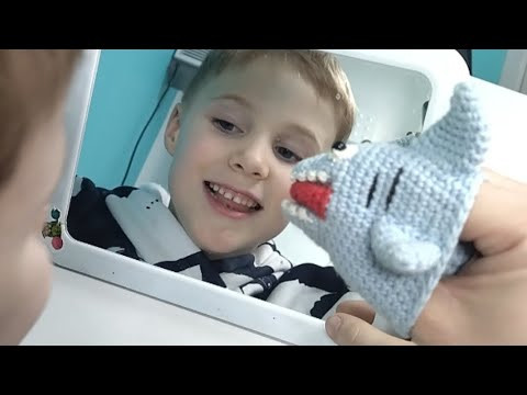 Учимся произносить звук Л. с пальчиковой акулой Учимся произносить звук Л. с пальчиковой акулой