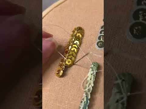 Вышивка пайетками #embroiderytutorial #вышивка #пайетки #вышивальныйпроцесс #ручнаявышивка #бисер Вышивка пайетками #embroiderytutorial #вышивка #пайетки #вышивальныйпроцесс #ручнаявышивка #бисер