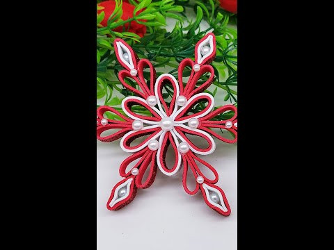 Christmas Snowflakes Making Ideas | Christmas Decor | DIY #shorts Christmas Snowflakes Making Ideas | Christmas Decor | DIY #shorts