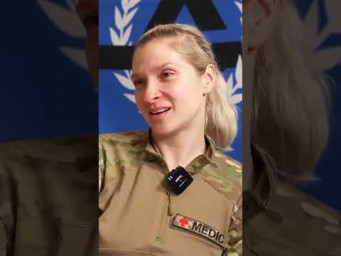 "Я была на могиле отца вся в шевронах" - история Зирки из ЛСР, рассказанная Золкину