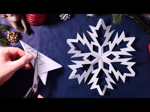 Как сделать снежинку из бумаги ❄️ Простая и быстрая новогодняя поделка Как сделать снежинку из бумаги ❄️ Простая и быстрая новогодняя поделка