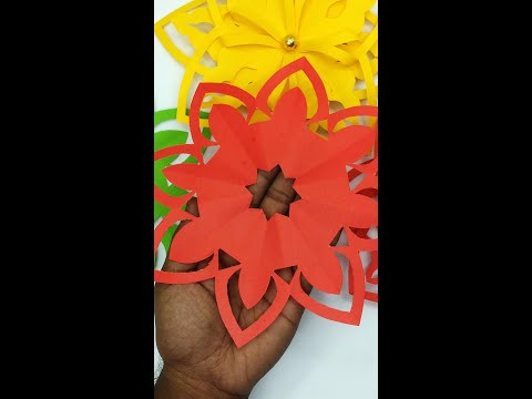 Christmas Decoration Ideas 2021 | Paper Cutting Snowflakes | DIY Crafts #shorts Christmas Decoration Ideas 2021 | Paper Cutting Snowflakes | DIY Crafts #shorts
