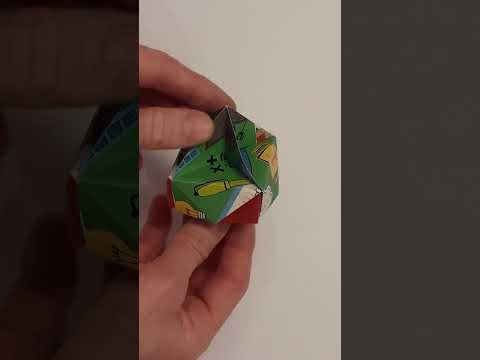 Волчок игрушка из бумаги; Spinning top toy, brinquedo pião INCLART #shorts Волчок игрушка из бумаги; Spinning top toy, brinquedo pião INCLART #shorts