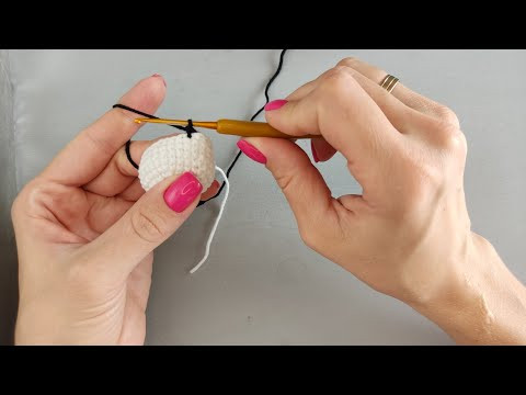 Crochet tutorial: how to change yarn colour. amigurumi Easy to Fallow pattern Crochet tutorial: how to change yarn colour. amigurumi Easy to Fallow pattern