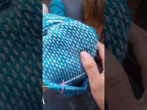 Простой двухцветный узор спицами! Простой двухцветный узор спицами!