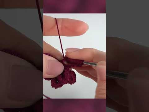 Нежный Цветок/Полное видео в комменте ниже #shorts #elenarugalstudio #crochet Нежный Цветок/Полное видео в комменте ниже #shorts #elenarugalstudio #crochet