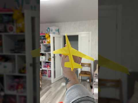 Best Paper Plane Test – 350 ft Indoors! My Room Too Tiny – Can You Beat It?? Best Paper Plane Test – 350 ft Indoors! My Room Too Tiny – Can You Beat It??