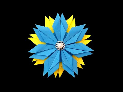 Объемная снежинка из бумаги  Новогодние поделки